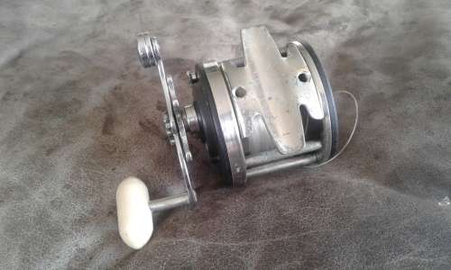 Vintage Penn Surfmaster Fishing Reel No.100
