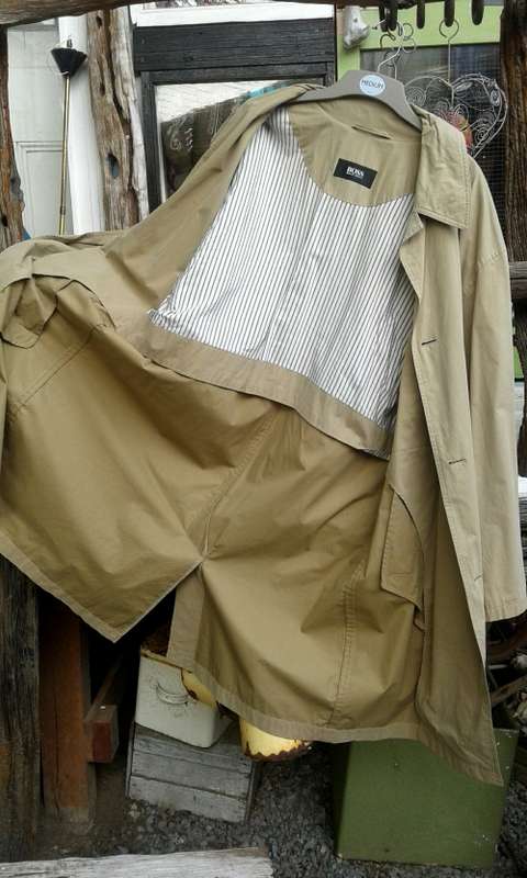 Stunning Vintage Hugo Boss Mens Trench Coat size M to L