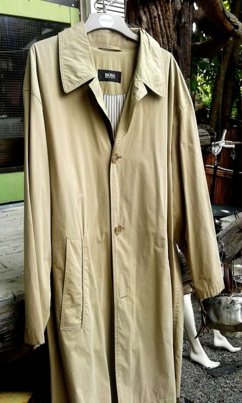 Stunning Vintage Hugo Boss Mens Trench Coat size M to L