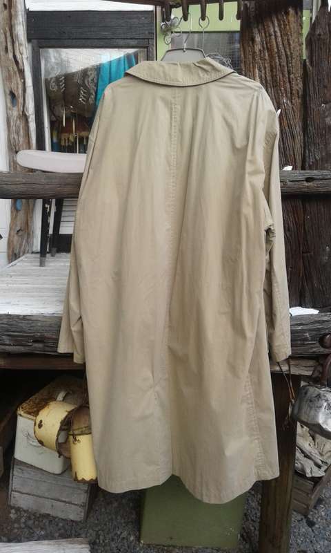 Stunning Vintage Hugo Boss Mens Trench Coat size M to L