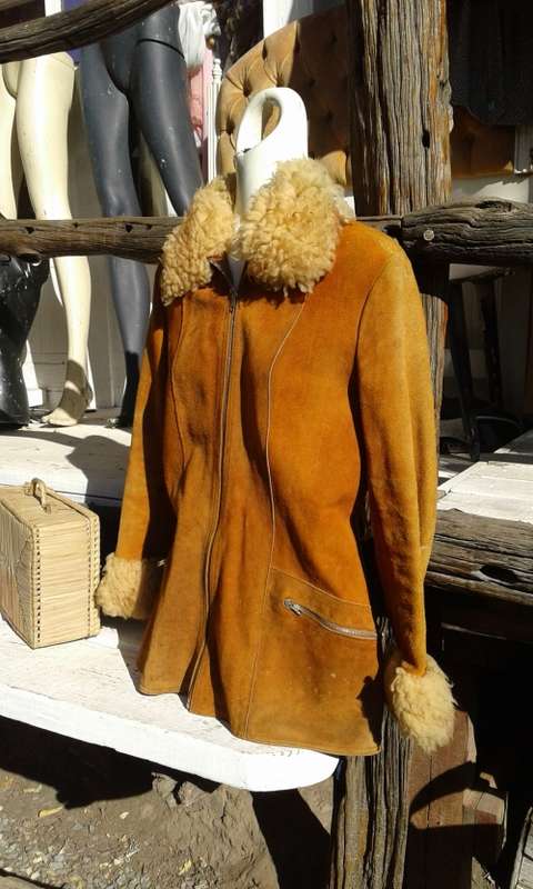 Original 1970s Suede Leather Jacket With Lamb Wool Collar Size 10