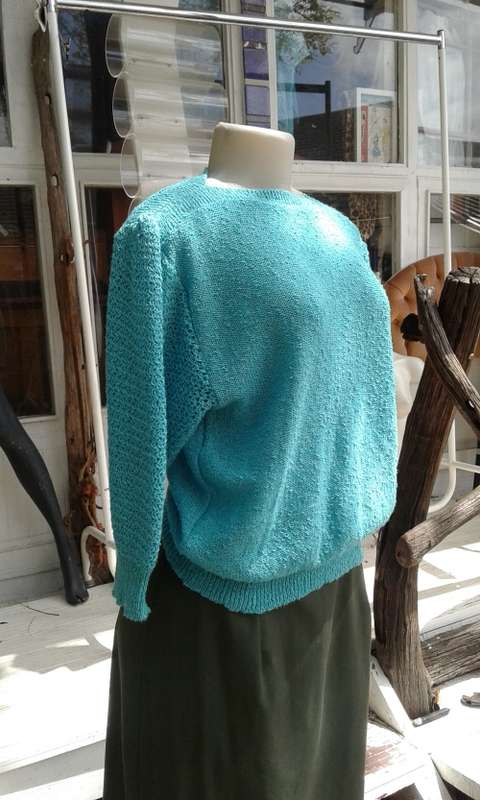 Original 1980s Vintage Turquoise Knit Top Long Sleeves