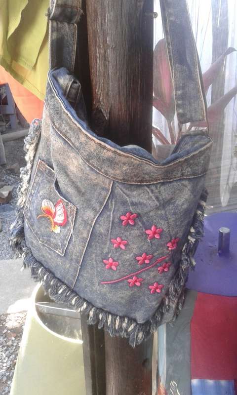 Vintage Embroidered Denim Shoulder Handbag