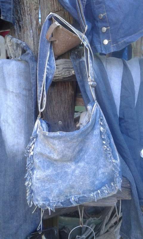 Vintage Embroidered Denim Shoulder Handbag
