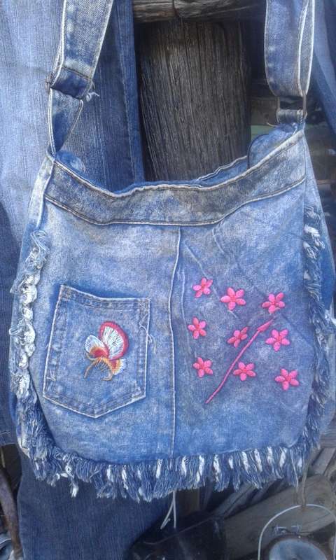 Vintage Embroidered Denim Shoulder Handbag