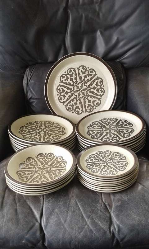Rare Doverstone Heather Gates Staffordshire England Modern Mid Century Stoneware Dinner Set 31 Piece