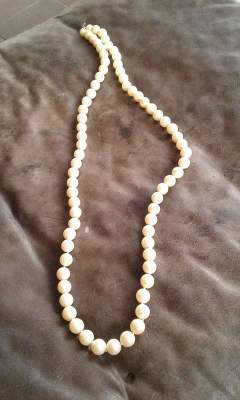 Vintage 1960s Rope Faux Pearl Costume Jewelry Necklace Large Pearls