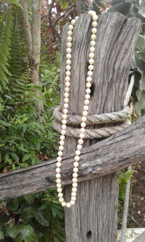 Vintage 1960s Rope Faux Pearl Costume Jewelry Necklace Large Pearls
