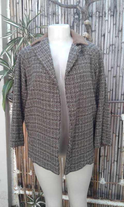 Vintage 1960s Costum Design Tartan Jacket With Brown Collar Size 10