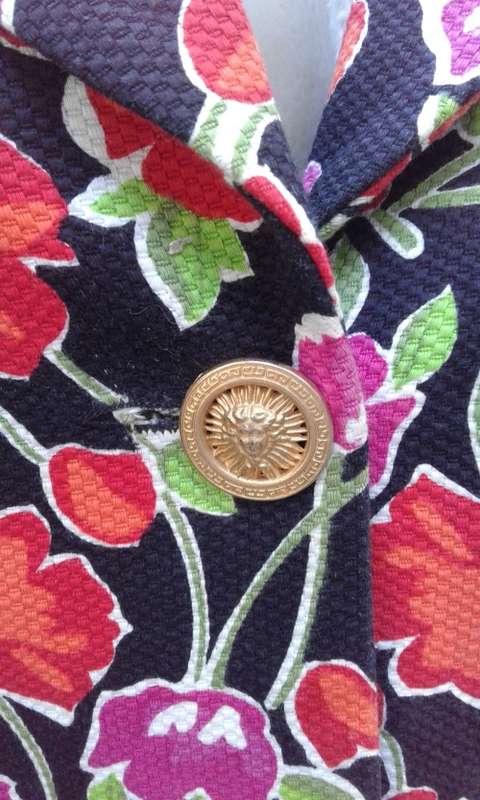 Vintage 1990s Short Sleeves Floral Print Jacket Blazer By JADE Golden Lionshead Buttons Size 14