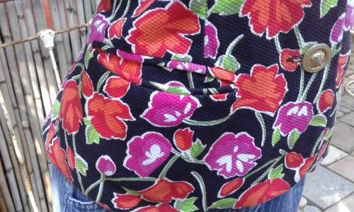 Vintage 1990s Short Sleeves Floral Print Jacket Blazer By JADE Golden Lionshead Buttons Size 14
