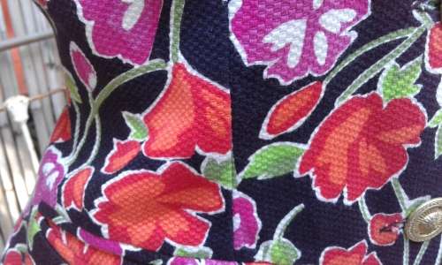 Vintage 1990s Short Sleeves Floral Print Jacket Blazer By JADE Golden Lionshead Buttons Size 14