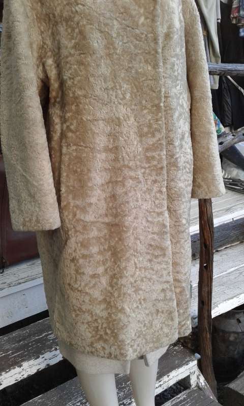 Vintage Original 1960s Golden Persian Lamb Karakul Genuine Fur Coat With Mink Collar Size 14