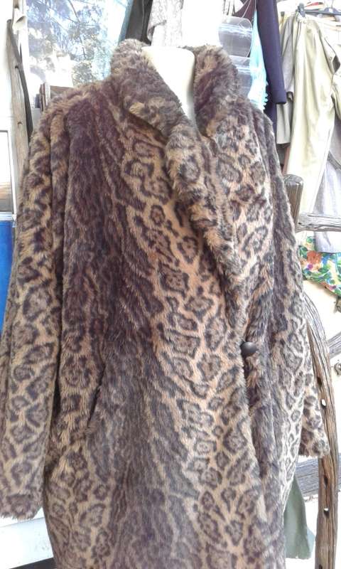 Vintage 1980s Faux Fur Leopard Coat Size 16 to 18