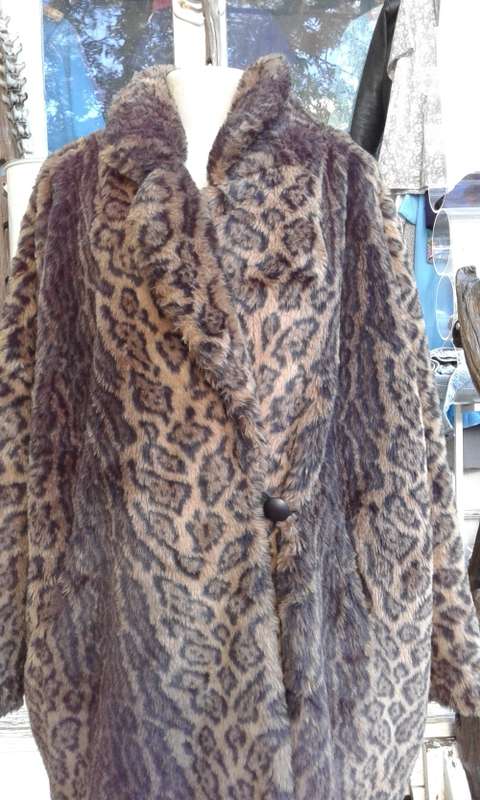 Vintage 1980s Faux Fur Leopard Coat Size 16 to 18