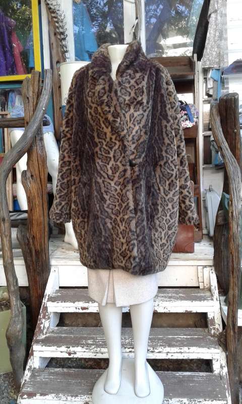 Vintage 1980s Faux Fur Leopard Coat Size 16 to 18
