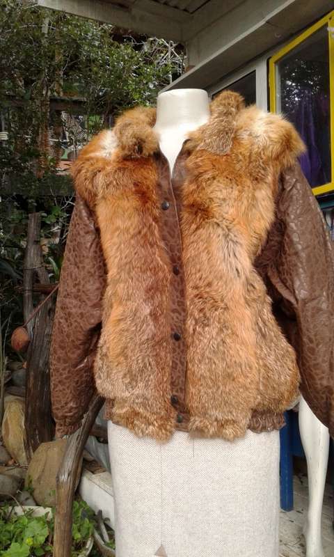 Vintage Soft Nappa Leather Genuine Fox Fur Designer Jacket Bat Sleeves Size 10 Made In Germany
