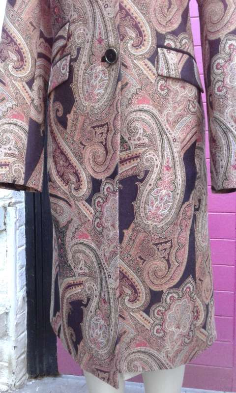 Exquisite Italian Designer  Coat By Etro Milano Paisley Pattern Size 10 Excellent Condition