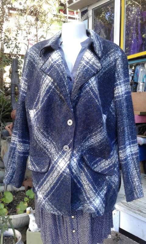 Pure Wool Blue And White Winter Jacket Coat Made In Germany  Size 12 to 14