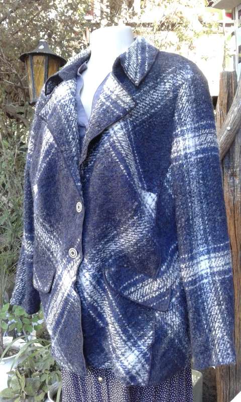 Pure Wool Blue And White Winter Jacket Coat Made In Germany  Size 12 to 14