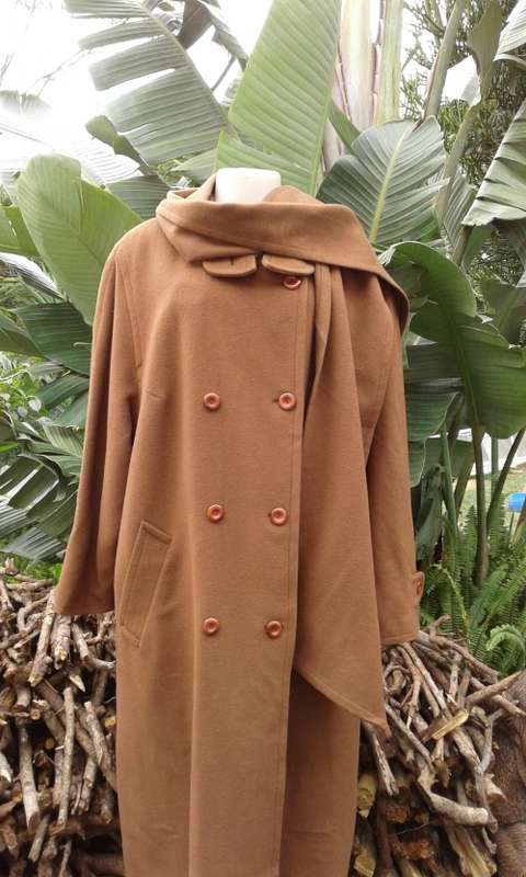 Finest Quality Pure Cashmere Coat With Matching Scarf By Peter Hahn Made In Germany Size 14 to 16
