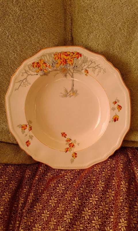 Set Of 5 Rare Alfred Meakin CORALIE Astoria Shape Marigold Soup Plates