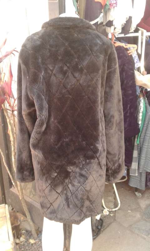 Searle Blatt Studio Chocolate Brown Faux Fur Designer Coat Made In USA Size 14 to 16