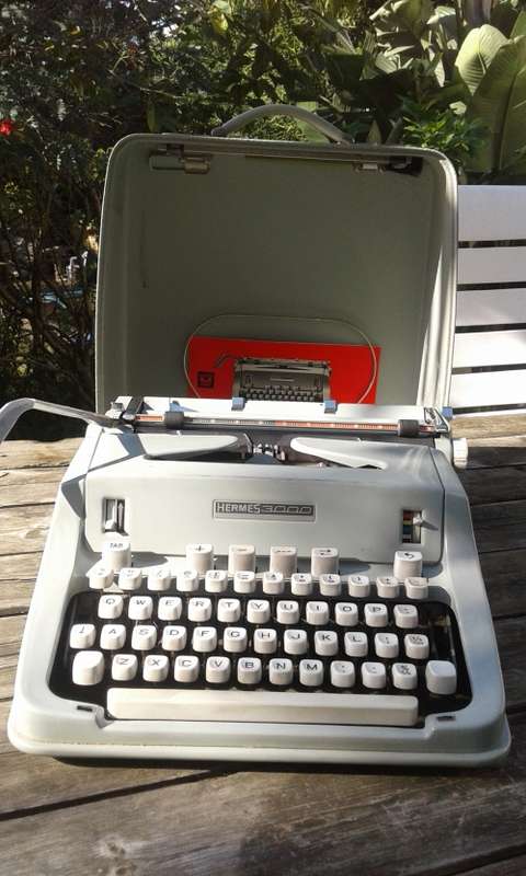 Rare Vintage Hermes 3000 Portable Typewriter With Original Manual