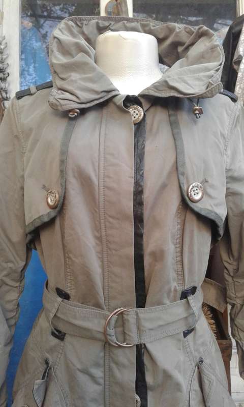 Gorgeous SPOOM Tan Designer Trench Coat Parka With Belt 100 % Cotton Size 10 to 12