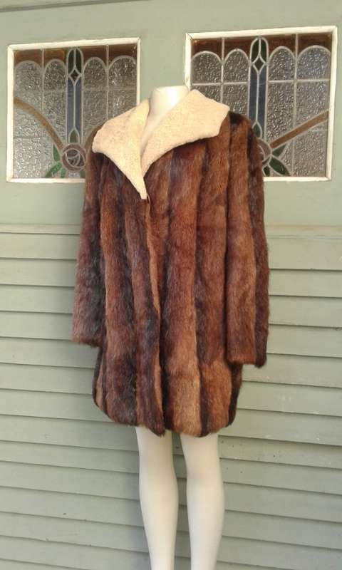 Vintage 1970s Finest Quality Genuine Brown Mink Fur Coat With Sheep Skin Collar Size 16cm