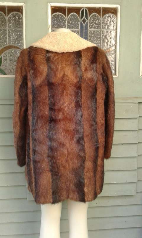 Vintage 1970s Finest Quality Genuine Brown Mink Fur Coat With Sheep Skin Collar Size 16cm