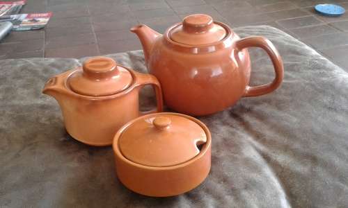 Mid Century Modern High Glazed Vitricotta Coffee Pot Tea Pot Sugar Bowl Canosa Pottery