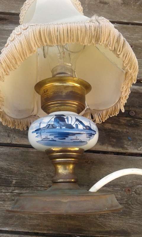 Vintage Dutch Delft Porcelain And Brass Lamp With Vintage Shade Working 28cm height