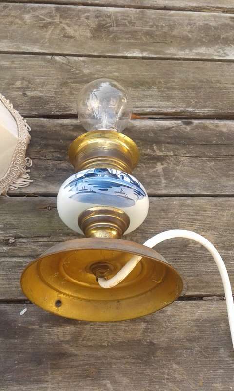 Vintage Dutch Delft Porcelain And Brass Lamp With Vintage Shade Working 28cm height
