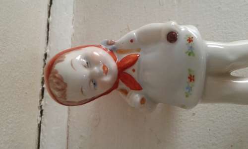 Antique Royal Dux Harvest Girl Porcelain Figurine No.5 Czechoslovakia 14cm Height Marked And Label