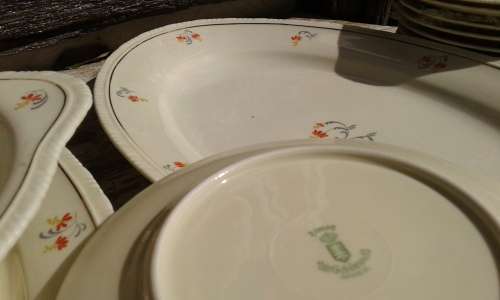 Rare Antique German Bavaria 27 Eamag ALT SCHOENWALD OLD SCHOENWALD Porcelain 46 Pieces Dinner Set