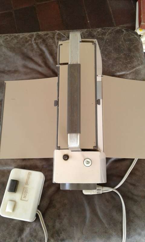 Vintage Elna Lotus SP Compact Sewing Machine Made In Switzerland