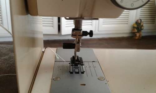 Vintage Elna Lotus SP Compact Sewing Machine Made In Switzerland
