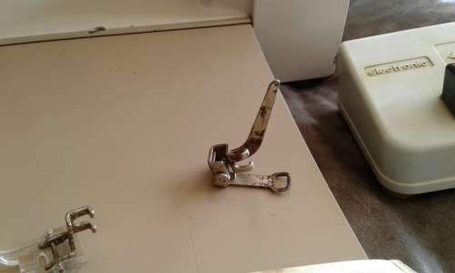 Vintage Elna Lotus SP Compact Sewing Machine Made In Switzerland