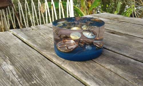 RAF Moth Royal Airforce Brass Button And Hat Cap Badge Resin Paper Weight WWII
