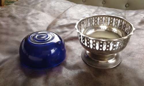 Vintage Silver Plated Yeoman Basket Cobalt Blue Glass Sugar Bowl