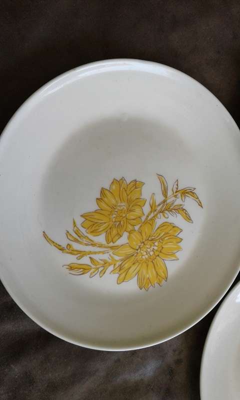 Vintage Saki Fine China Side Plates Japan Yellow Flowers x 3