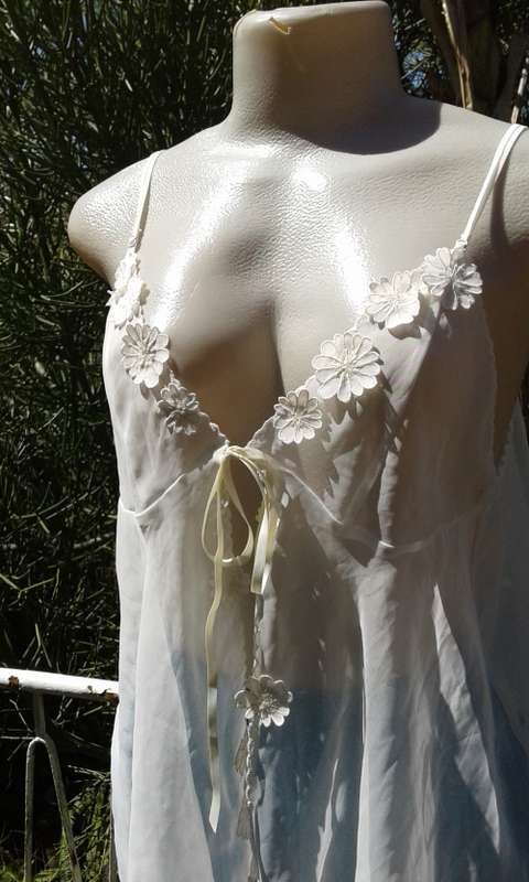 La Senza Lingerie Italian White Chiffon Flower Border Camisole Vest UK Size 10