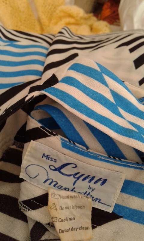 Vintage 1970s Miss Lynn Manhattan Sleeveles Summer Dress Size 16