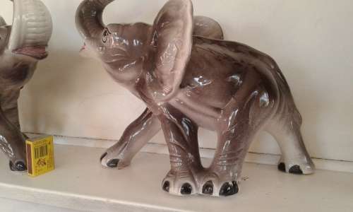 Vintage Set 4 Porcelain Elephant Figurines Ornaments 2 Large 2 Medium Sized