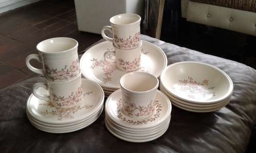 Vintage Biltons Ironstone Staffordshire Dinner Coffee Set Made In England 25 Pieces