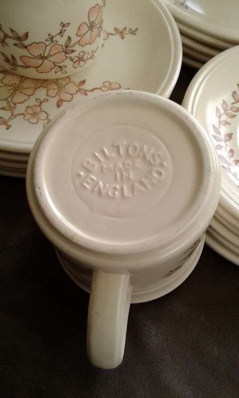 Vintage Biltons Ironstone Staffordshire Dinner Coffee Set Made In England 25 Pieces