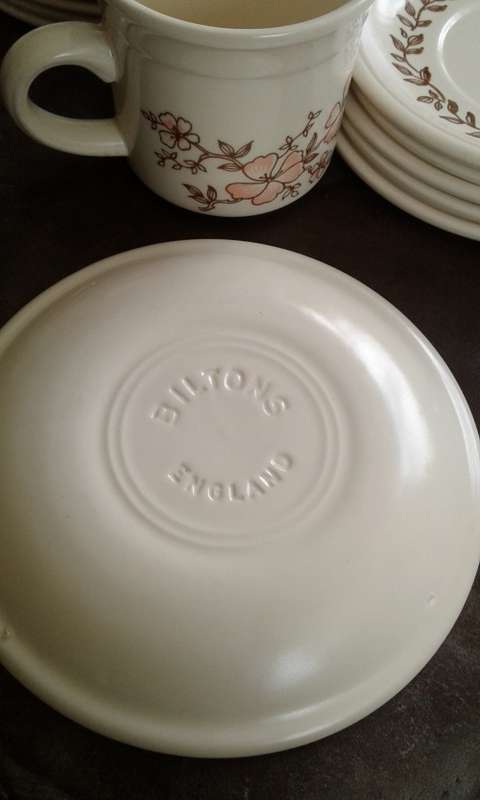 Vintage Biltons Ironstone Staffordshire Dinner Coffee Set Made In England 25 Pieces