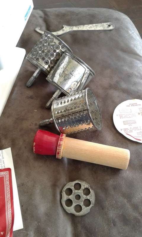 Vintage 1967 Moulinex Combine JEANNETTE Meat Grinder Salad M Made In France Complete All Accessories