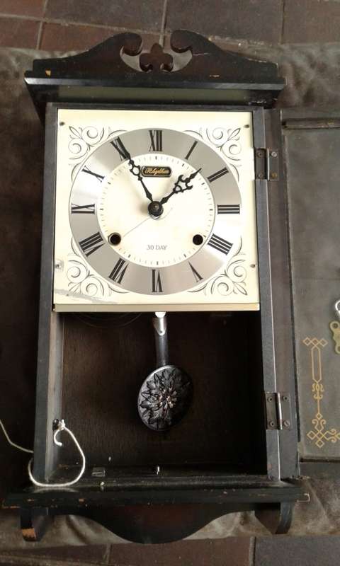 Rare German Kienzle Vintage Rhythm 30 Day Retro Wall Clock With Keys